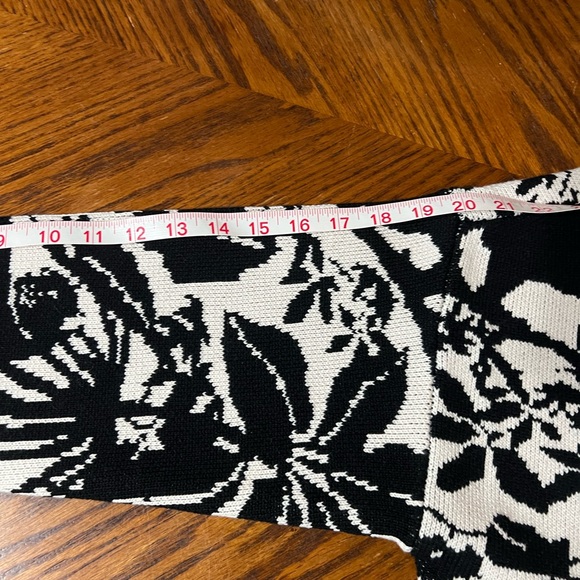 Anthropologie Maeve Panther V-Neck Cardigan, NWOT, L - Picture 7 of 7